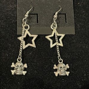 Star and skull charm earrings